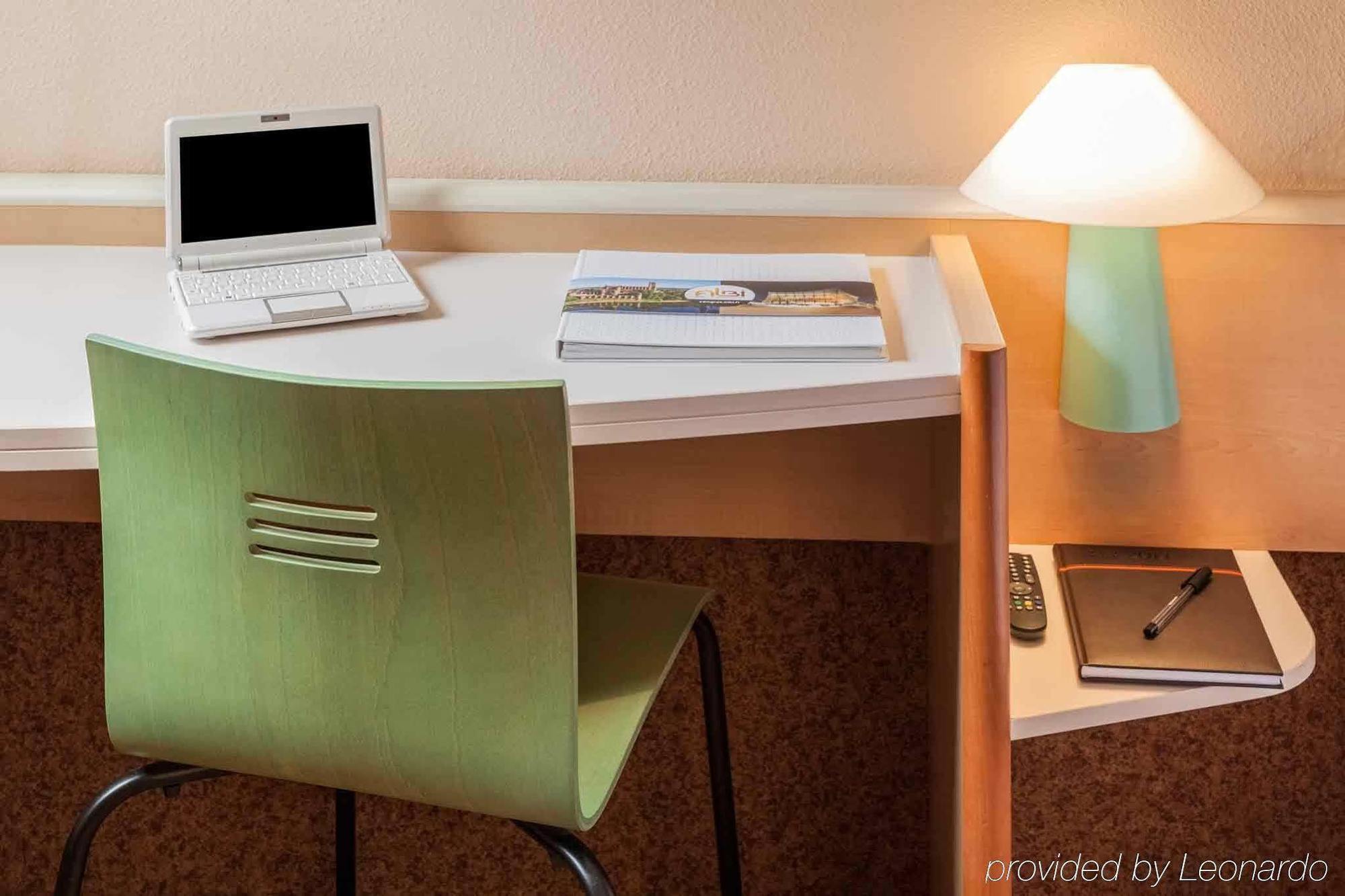 Ibis Albi Hotell Exteriör bild